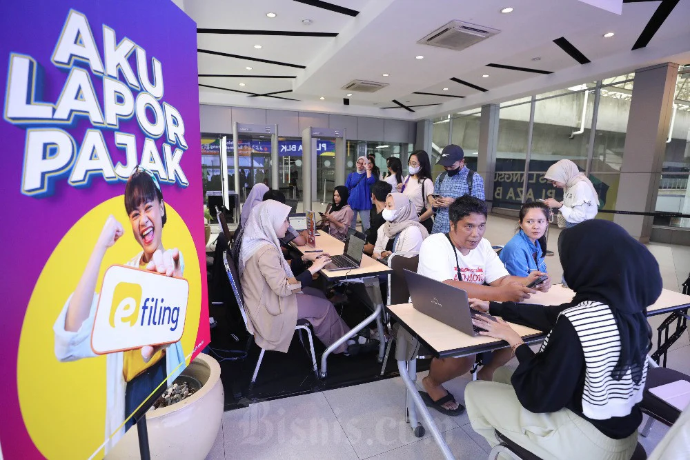 Artikel ini telah tayang di Bisnis.com dengan judul "Luhut Sebut PPN 12% Bakal Ditunda, Kadin Ungkap