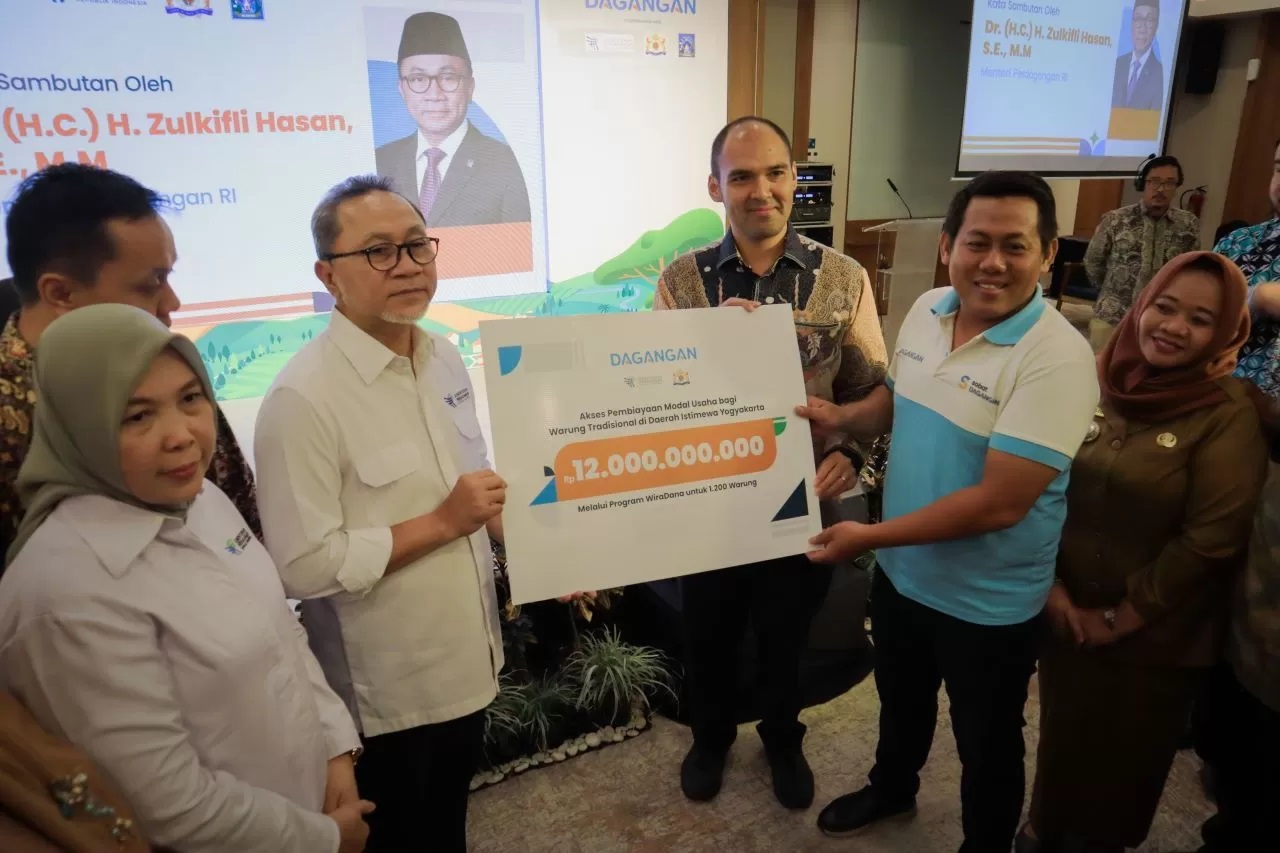 Gandeng KADIN dan Kemendag, Dagangan Perluas Akses Pembiayaan 1.200 Warung Tradisional