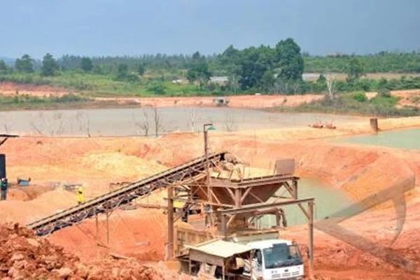 Smelter Bauksit Banyak yang Mandek, Kadin Dorong Perusahaan Bentuk Konsorsium  